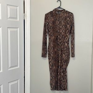 Mesh Long Sleeve Zippered Midi Dress